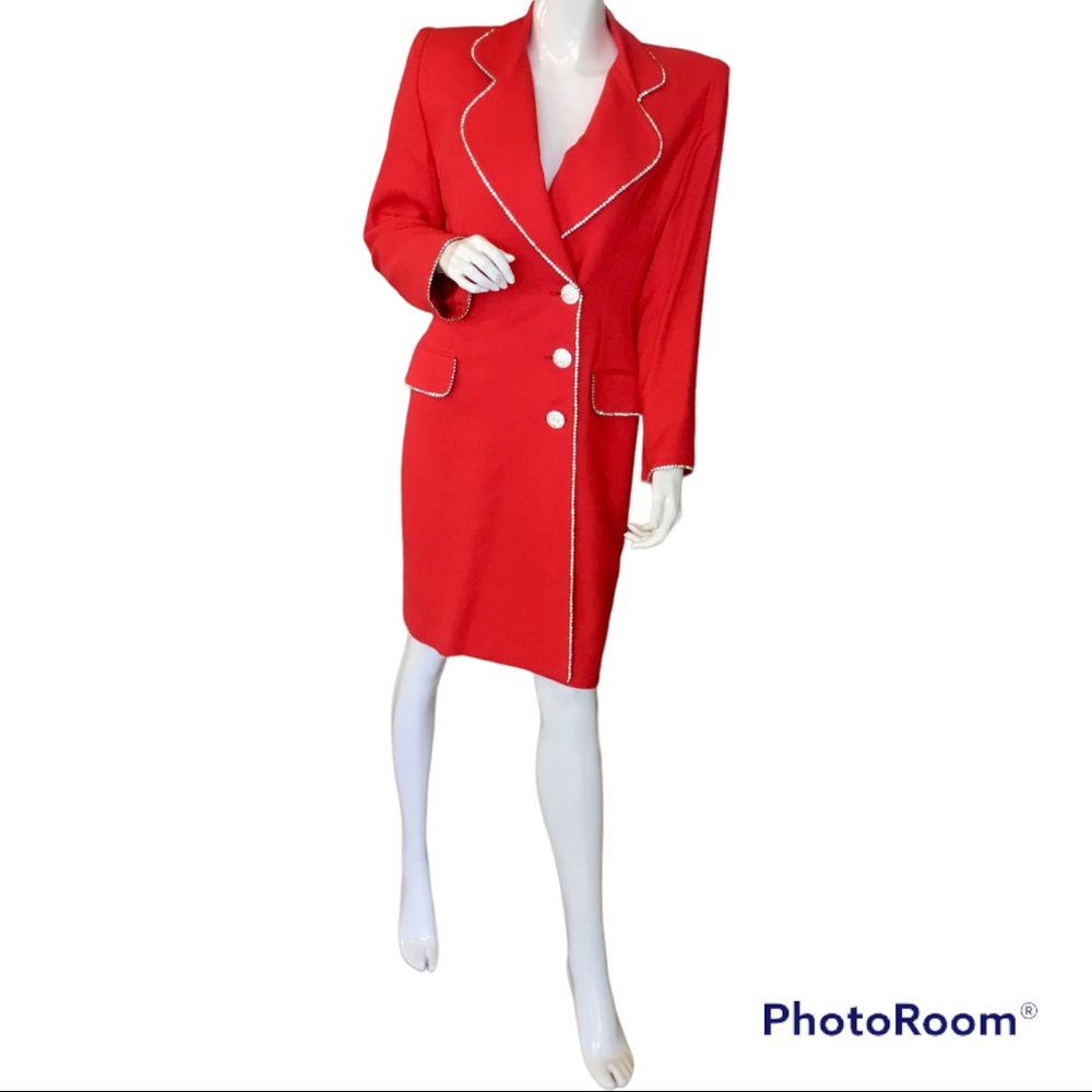 SOLINI VINTAGE RED COAT WITH RHINESTONE TRIMMINGS. WOMEN’S SIZE 8